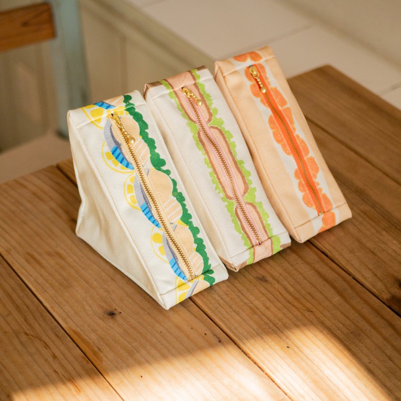 三角三明治造型 收纳包 ver.3 - 化妆包/杂物包 - 棉．麻 白色