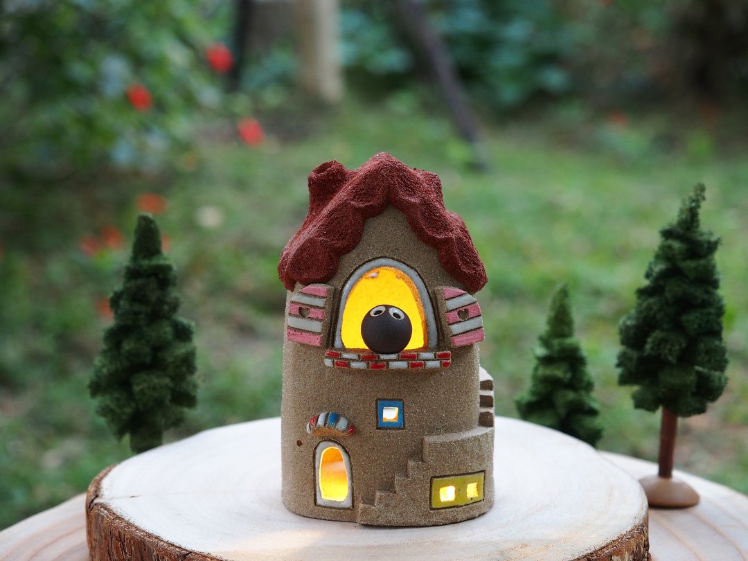 【灯屋 Lighted House】陶手作猫头鹰的家/Ceramic Lighted House - 灯具/灯饰 - 陶 红色