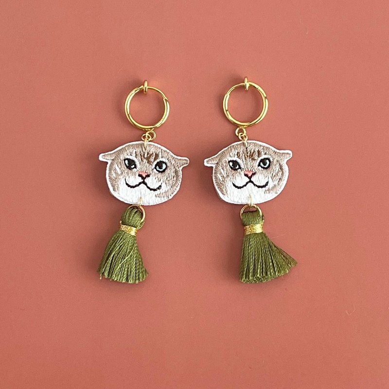 警戒耳猫咪・新茶耳饰 - 耳环/耳夹 - 绣线 绿色