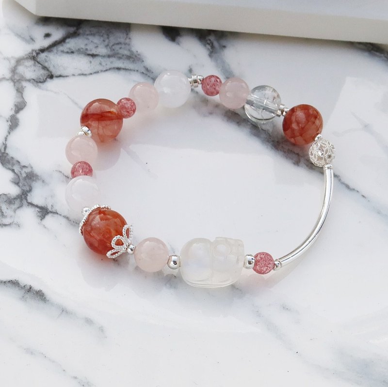 【水晶手串】禧红瑞雪 |红胶花 | 草莓晶  貔貅纯银水晶手链 - 手链/手环 - 水晶 红色