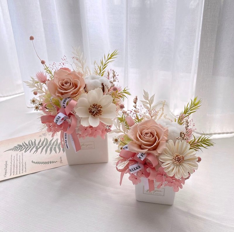 YUNYUN【暖色系】永生盆花M / 祝贺 生日 乔迁 新居 - 干燥花/捧花 - 植物．花 粉红色