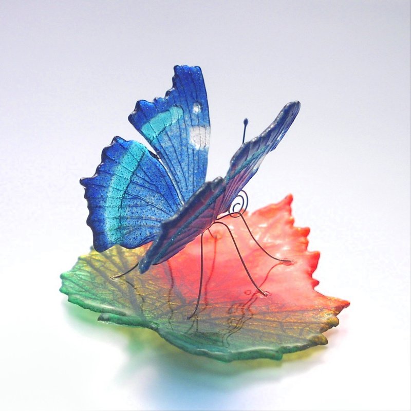 Glass butterfly Ruri Tateha on Leaf - 摆饰 - 玻璃 蓝色
