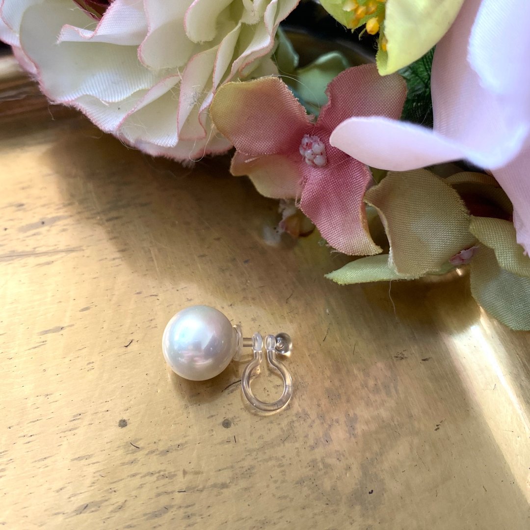 EAR CUFF / Shell Pearl / EarcuffCL03 - 耳环/耳夹 - 宝石 白色