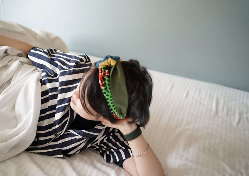 wabisabi日式四色配色交叉松紧发带-非洲风情-靓绿 - 发带/发箍 - 聚酯纤维 绿色