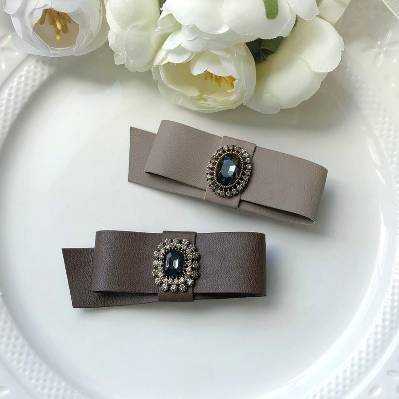 大人气质蝴蝶结韩国人造皮革压夹发夹 - 发饰 - 人造皮革 卡其色