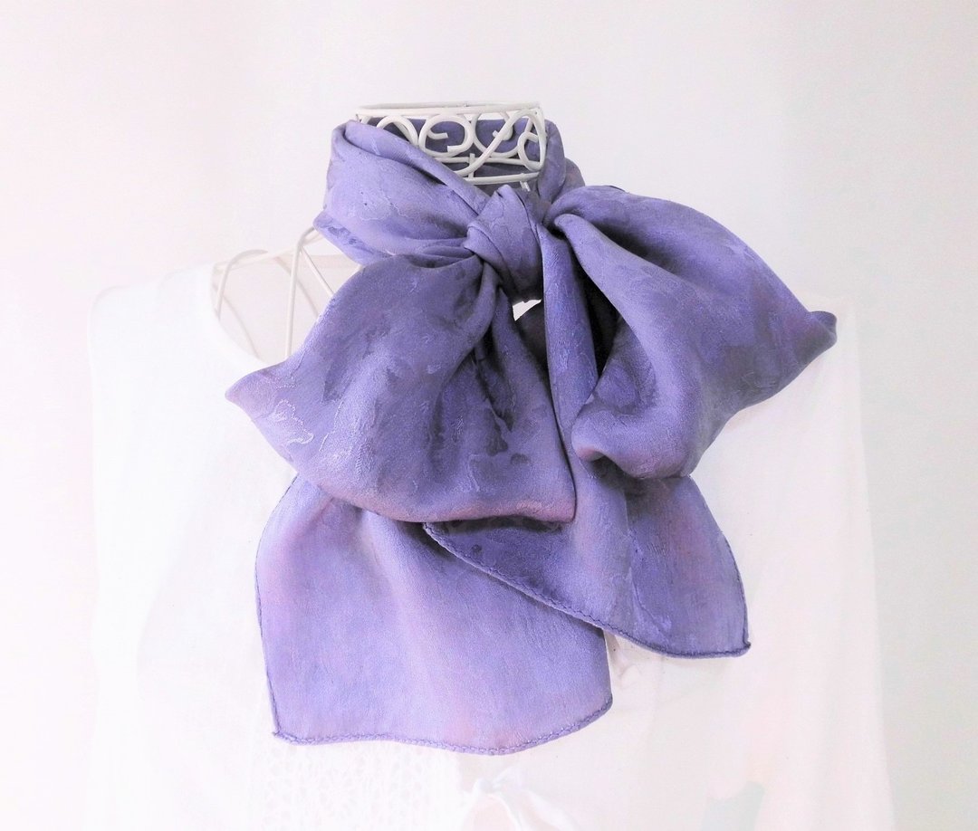 Plant dyeing, smooth silk jacquard, short stole, logwood dyeing - 丝巾 - 丝．绢 紫色