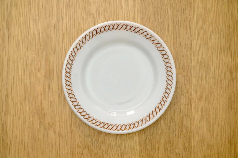 美国制PYREX 22.5厘米康宁玻璃餐盘 一组2件 中古品 台湾包邮 - 盘子/餐盘/盘架 - 琉璃 白色