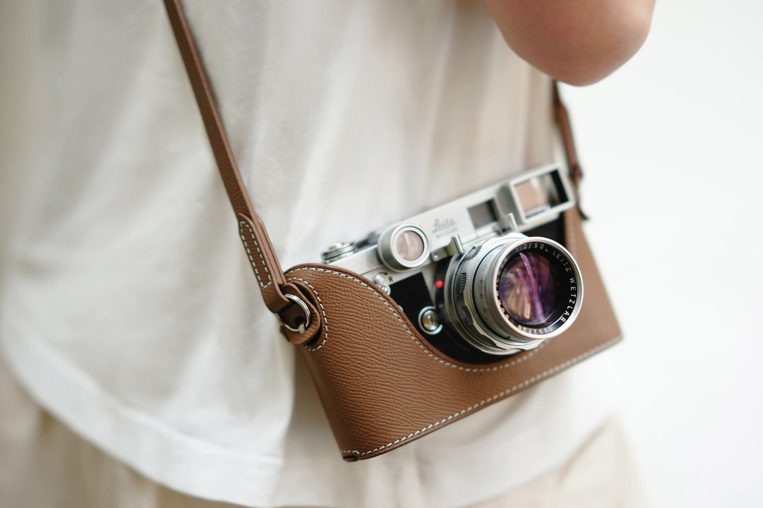 适用机型Leica M10/ M10R/ M10P 手掌纹皮革相机底座皮套 - 相机包/相机袋 - 真皮 多色