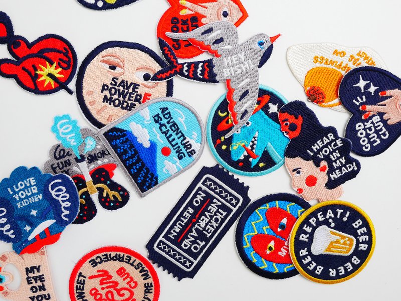 Embroidered patch - 徽章/别针 - 绣线 蓝色
