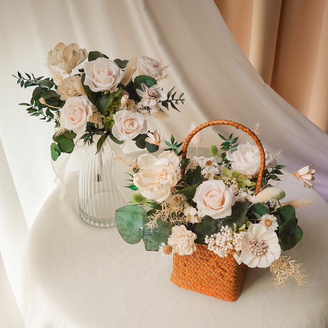 【婚礼捧花】白绿色永生花婚礼套组 (含捧花、藤编竹篮花) - 干燥花/捧花 - 植物．花 白色