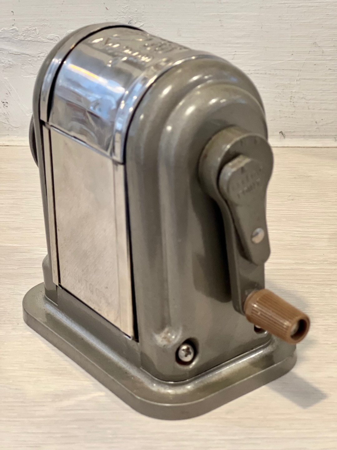 1989  Boston Ranger 55 老削铅笔机 文具老件 美国制 - 削笔器 - 其他材质 