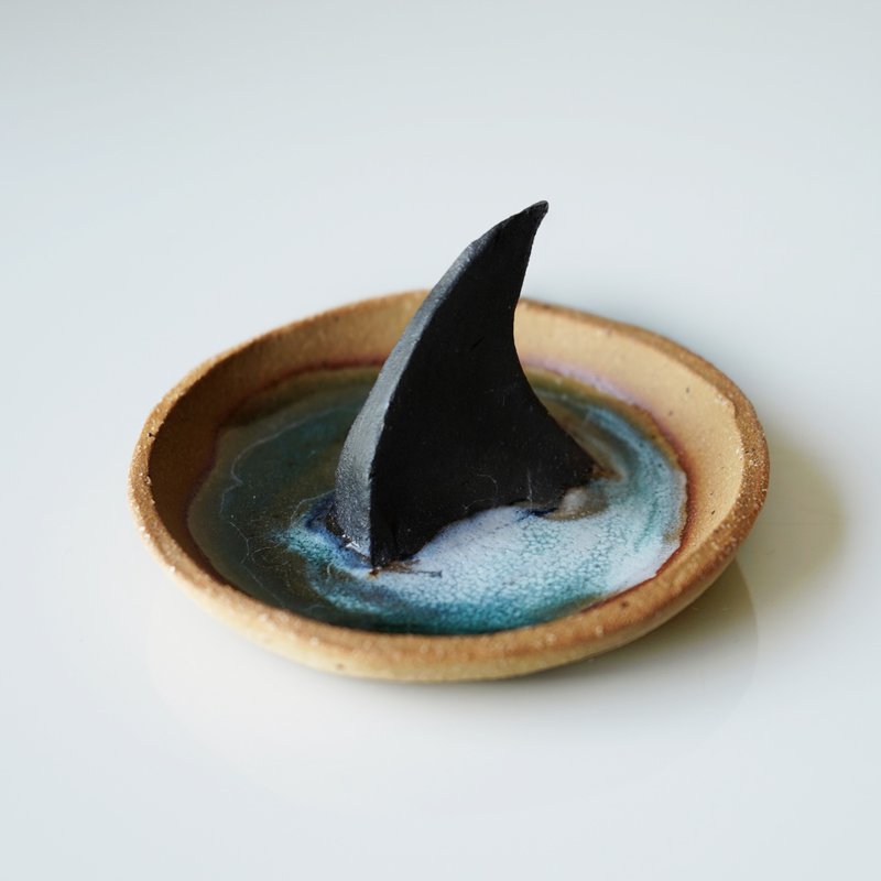 Baby Shark fin ring holder - 花瓶/陶器 - 陶 蓝色