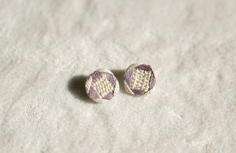 手工刺绣耳钉耳夹/原创设计/箩系列 - 耳环/耳夹 - 绣线 