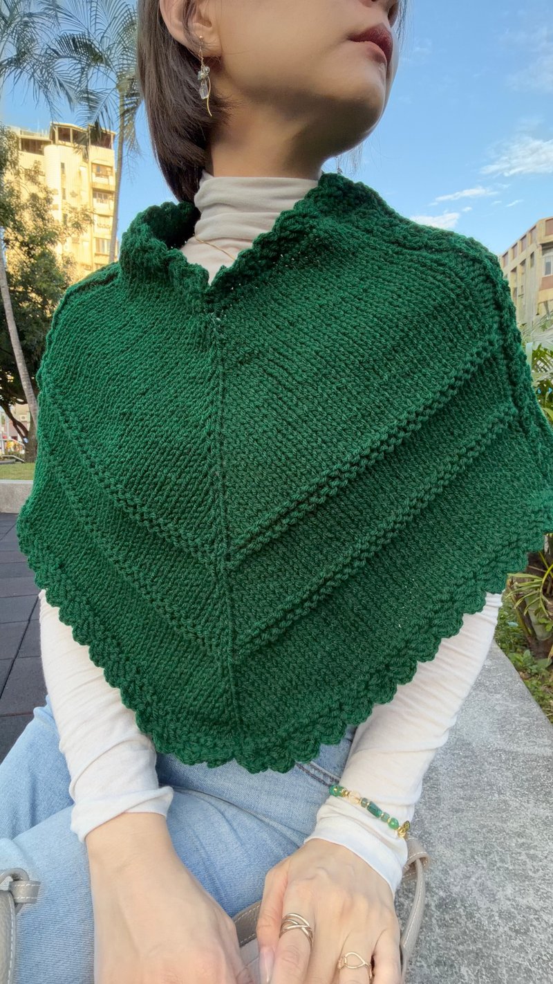 轻熟气质手织毛线斗篷 - 围巾/披肩 - 压克力 绿色