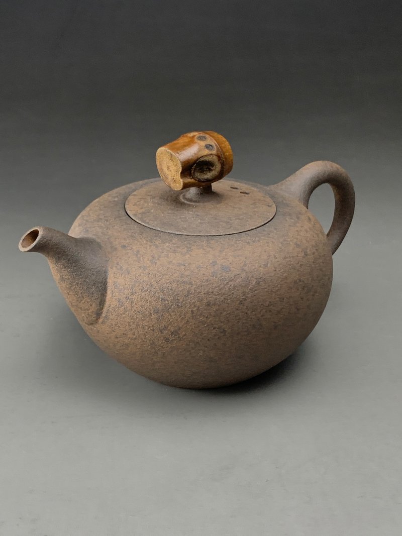 台湾良时美器【岩矿】墨泥竹圆壶 - 茶具/茶杯 - 陶 咖啡色