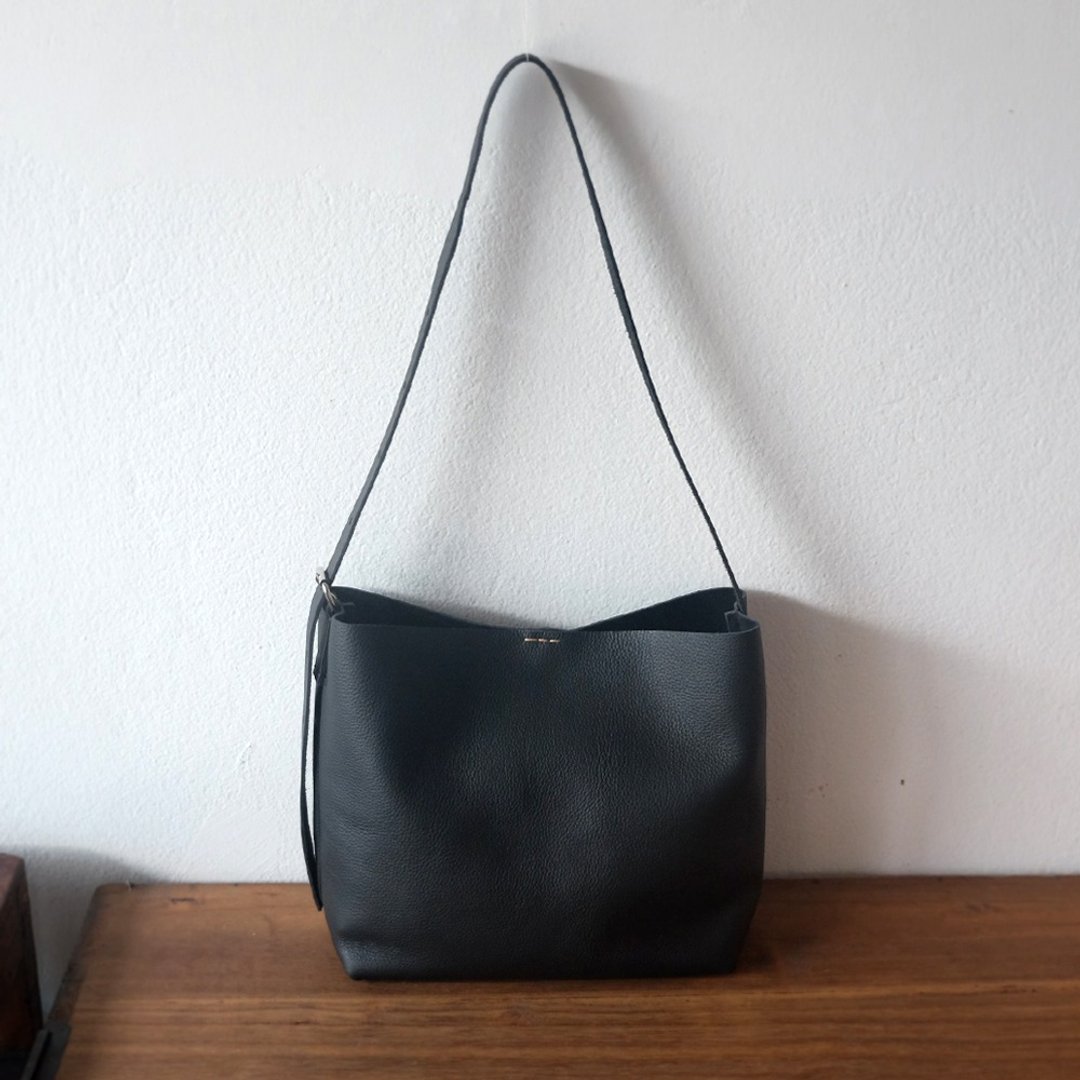 Mini Shoulder Leather Bag / Black Cross-body Leather Bag - 侧背包/斜挎包 - 真皮 黑色