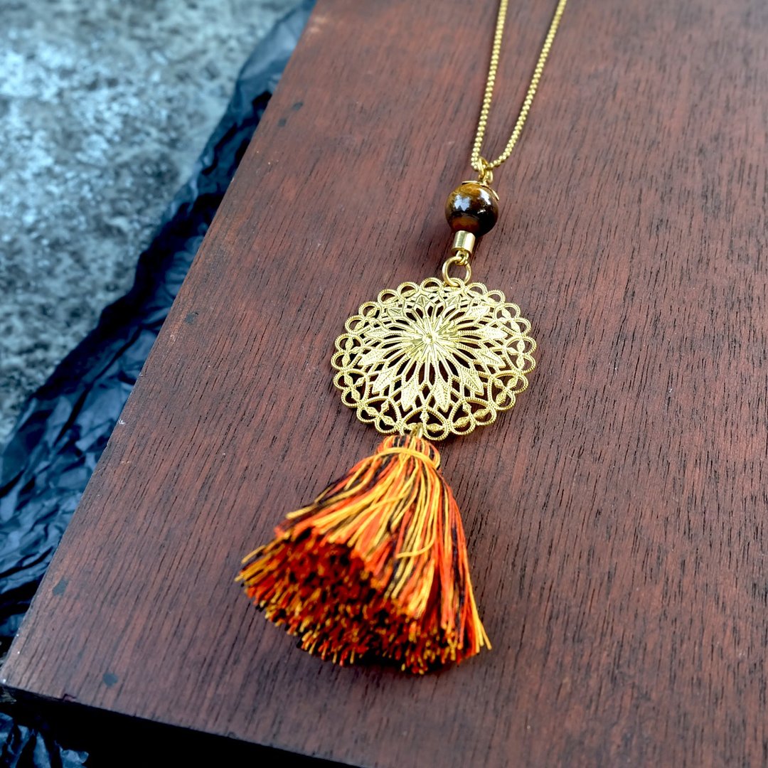 Brass emblem with tassel necklace (product code : ne001) - 项链 - 铜/黄铜 橘色