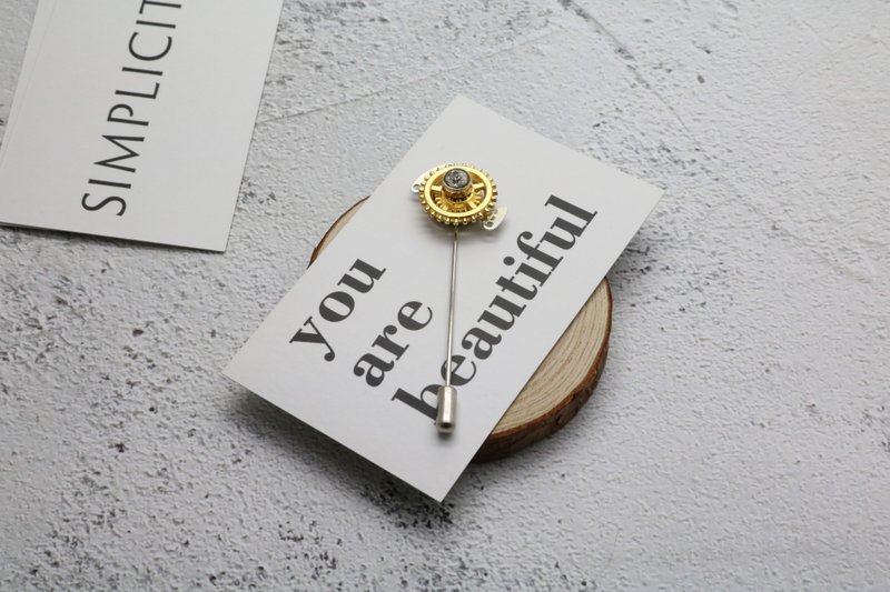 简约款蒸汽庞克带钻胸针金属齿轮西装别针 - 胸针 - 其他金属 金色