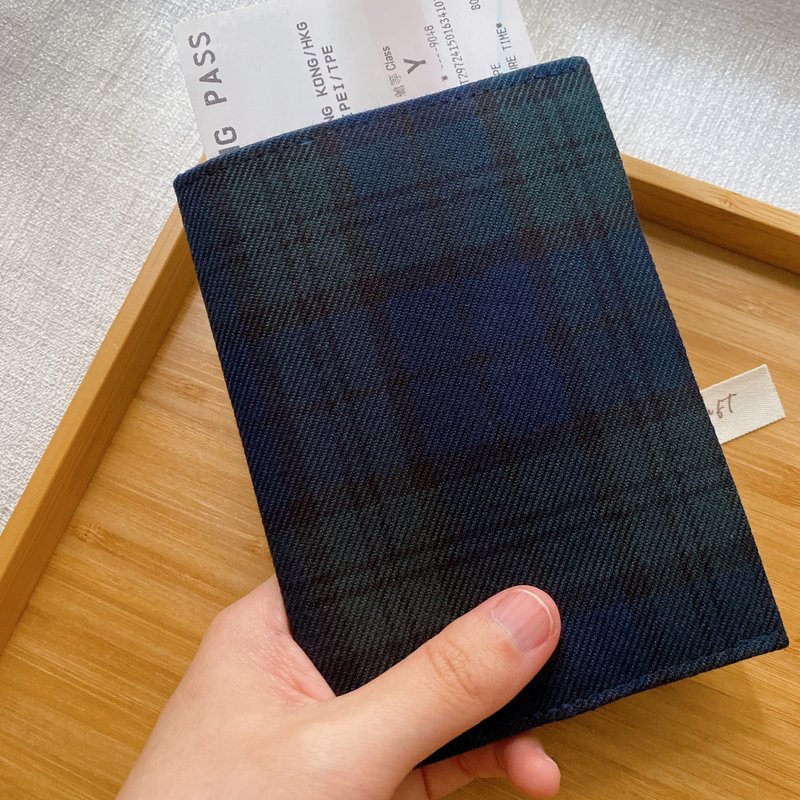护照套 Passport Holder 护照夹 护照收纳 苏格兰格仔款 - 护照夹/护照套 - 棉．麻 