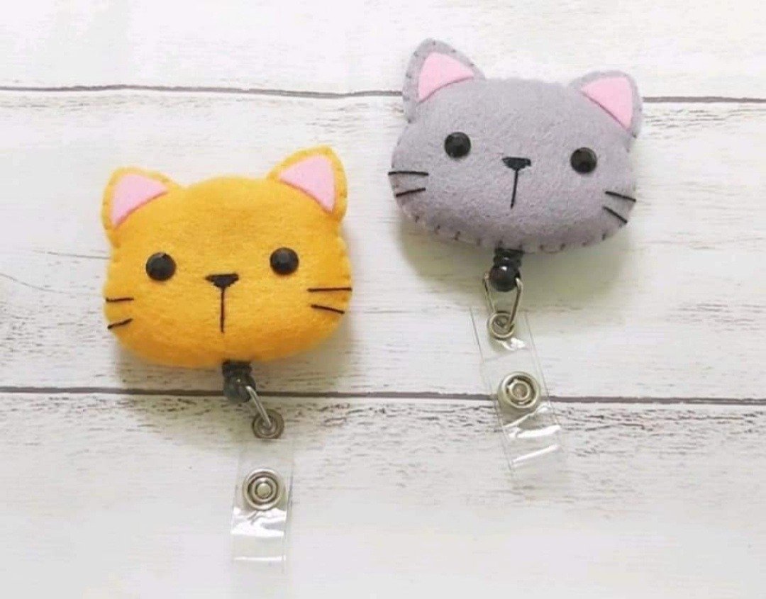 2色猫咪造型－识别证/悠游卡/证件套伸缩夹.易拉扣. - 证件套/卡套 - 其他人造纤维 