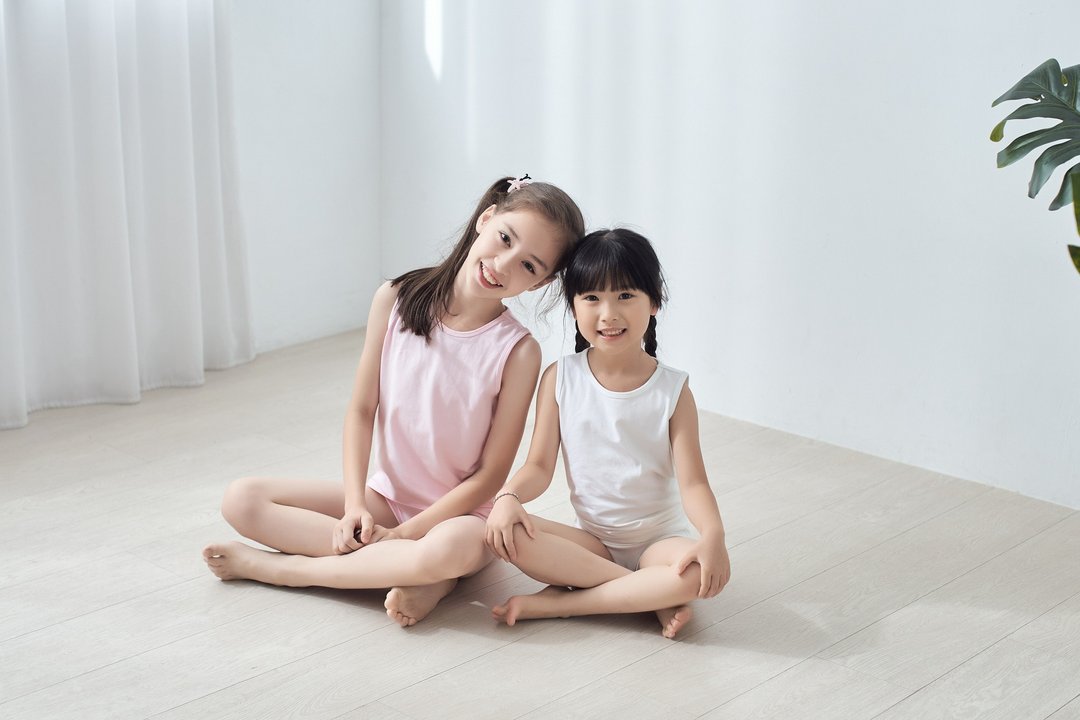 女儿的超弹性坦克背心 纯白色 - 童装上衣 - 棉 白色