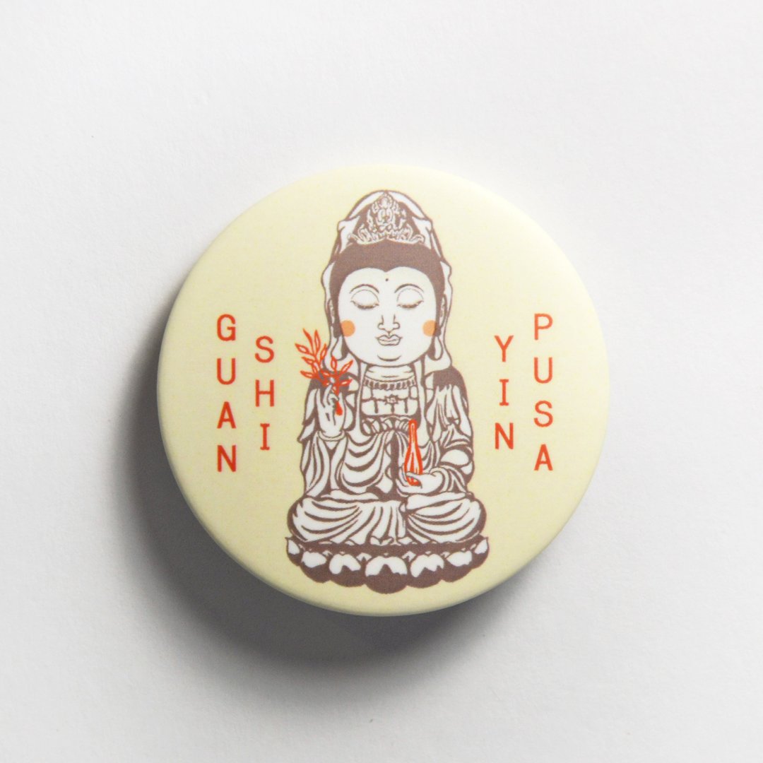 磁铁胸章徽章-观世音菩萨(带在身上保平安) - 徽章/别针 - 其他金属 黄色