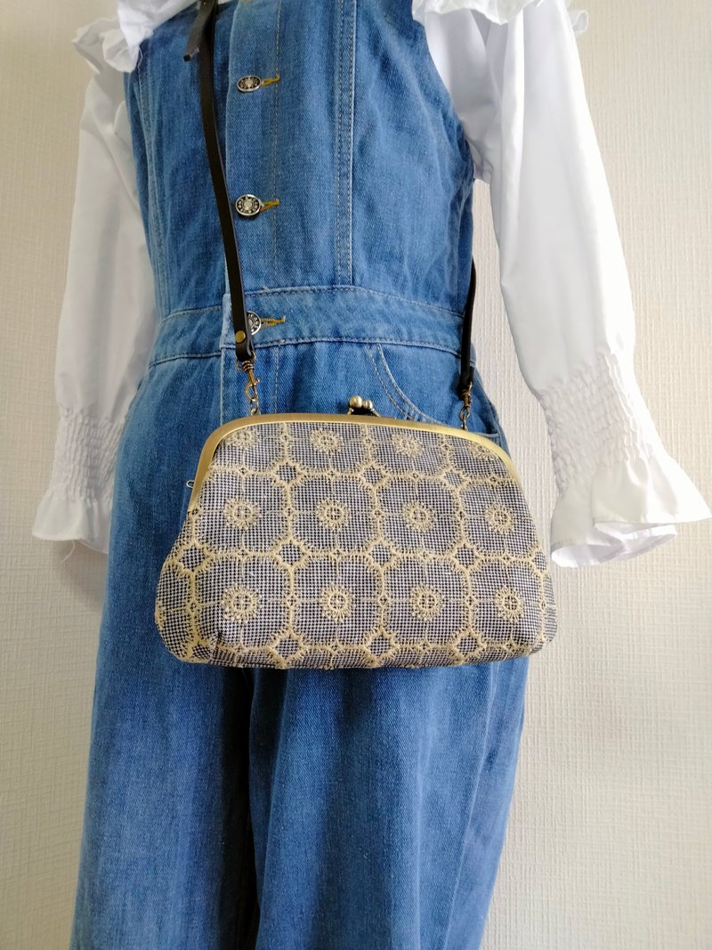 Mina Perhonen 海葵 亲子口金包 - 侧背包/斜挎包 - 棉．麻 黑色