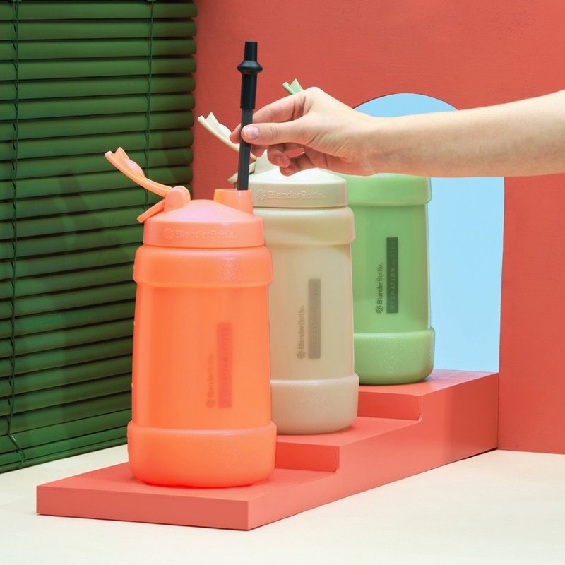 【BlenderBottle】Koda 巨大容量水壶 74oz/2200ml - 水瓶/水壶 - 塑料 