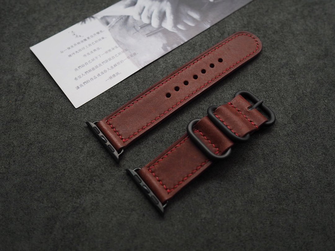 纯手工牛皮磨砂酒红苹果Applewatch表带 颜色款式可定制化 可刻字 - 表带 - 真皮 红色