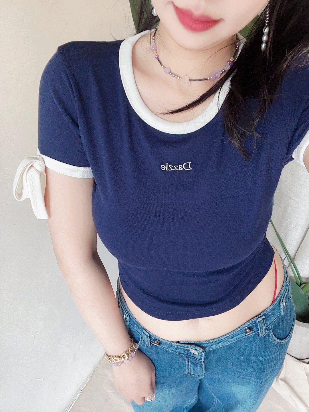 极软料超弹性 短版 打结袖 滚边T-shirt 圆领T恤 - 女装 T 恤 - 尼龙 蓝色