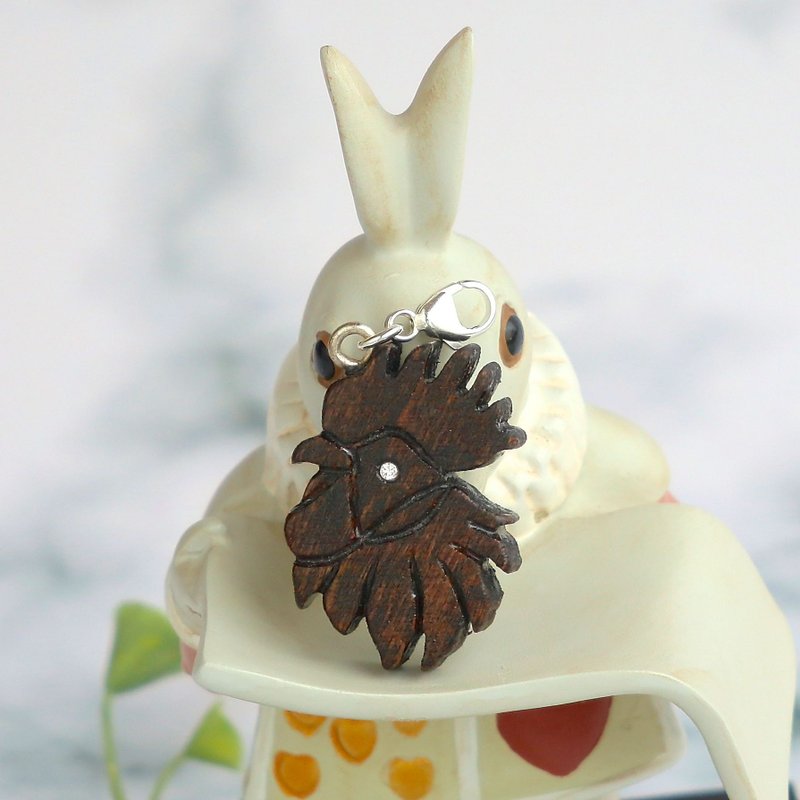 手工木制吊饰 十二生肖 鸡 吊饰  礼物订制 - 吊饰 - 木头 咖啡色