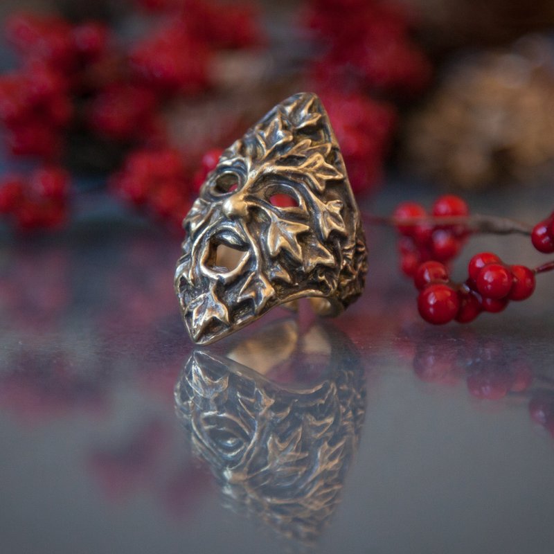 Heavy forest spirit ring. Massive ring. Pagan god jewelry. Present for man. Art - 戒指 - 其他金属 橘色
