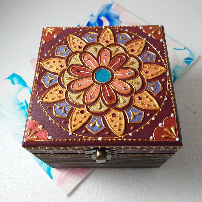 手工雕花彩绘木盒/HENNA/民族风/精油收纳盒 - 摆饰 - 木头 咖啡色