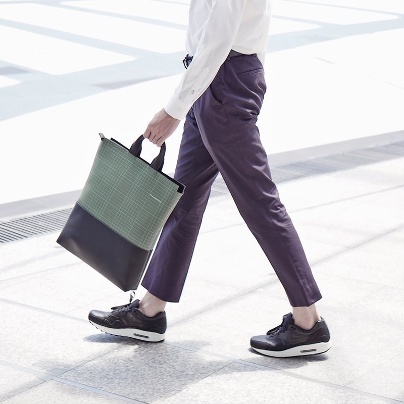 HAN Bag #CUTTING MAT #FOREST GREEN BLACK - 手提包/手提袋 - 橡胶 绿色