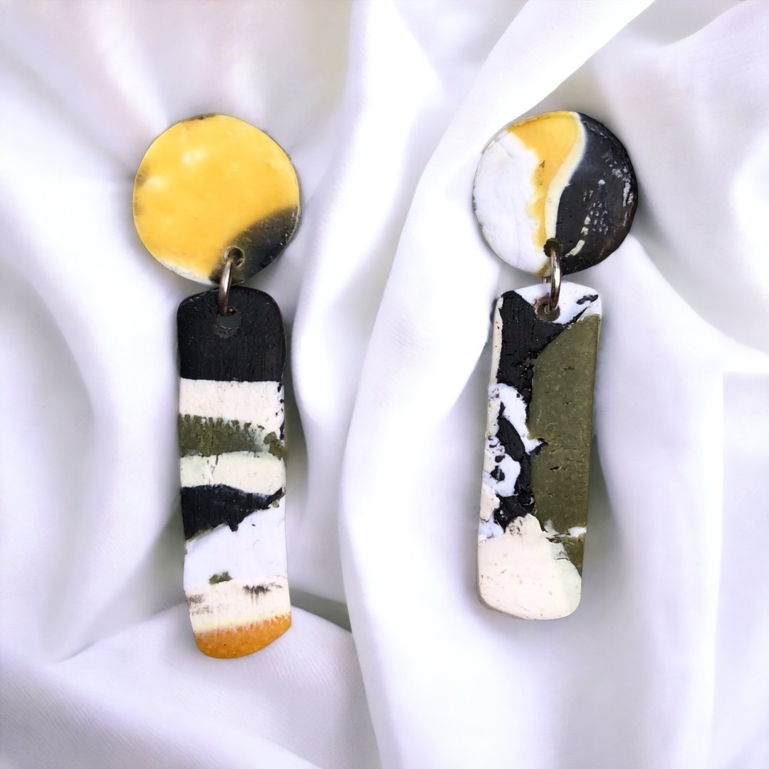 STM11 | Polymer Clay Earrings | Snow on The Moon Collection - 耳环/耳夹 - 防水材质 灰色
