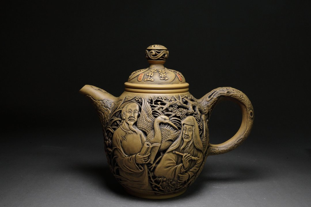 【四大君子】程刚大师雕刻 镂空壶 订制典藏款 收藏展示 - 茶具/茶杯 - 陶 卡其色