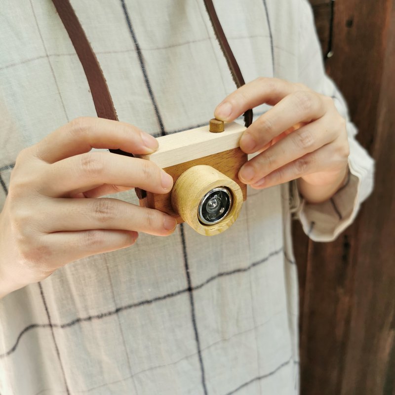 Fish eye Camera : Handmade* - 摆饰 - 木头 咖啡色