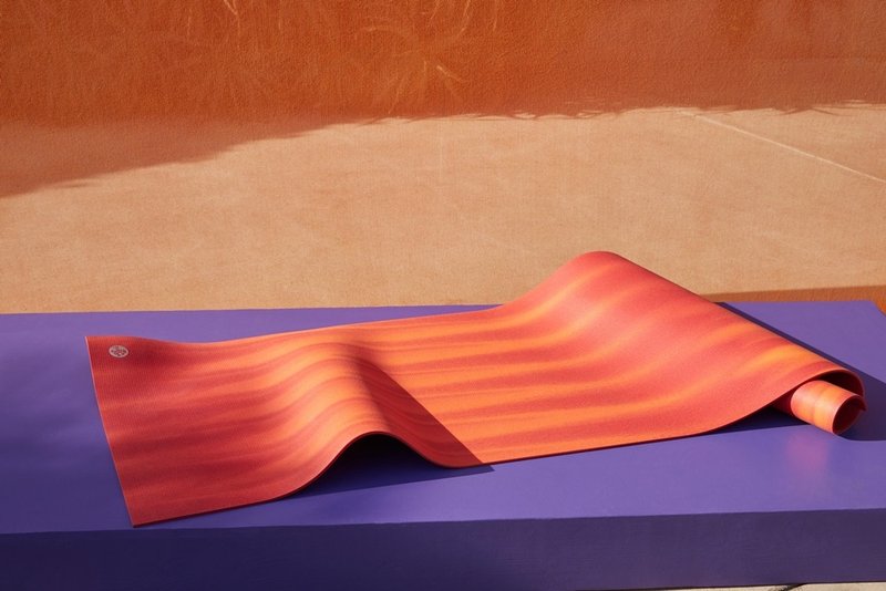 【Manduka限量款】PRO Mat 瑜珈垫 6mm - Full Bloom LE - 瑜珈垫 - 其他材质 红色