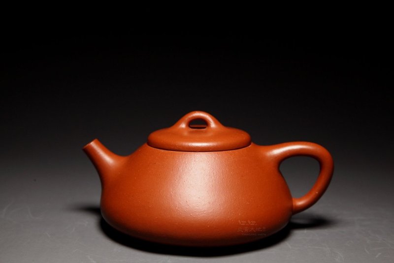 【石瓢】 胖老板 龙山堂 传统手工  黄龙山老朱泥 190cc - 茶具/茶杯 - 陶 咖啡色
