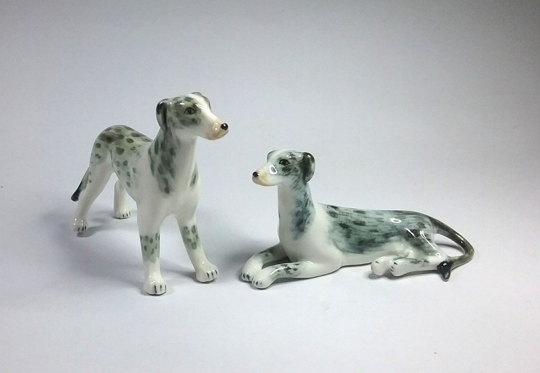 Ceramic Greyhounds.  Ultimate tiny ceramic handicraft ,  lovely collection - 花瓶/陶器 - 瓷 