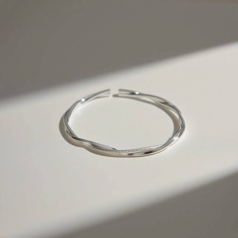 双线条碎钻扭结纯银手环 - 手链/手环 - 其他金属 