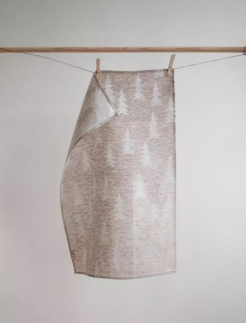 北欧设计款–杉树圣诞树茶巾,沙色 GRAN LINEN TEA TOWEL, SAND - 餐垫/桌巾 - 亚麻 卡其色