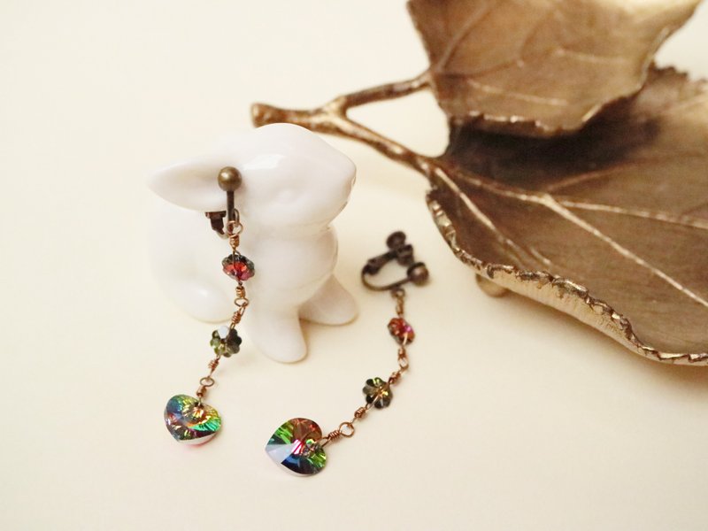 蜂鸟心型耳环 奥地利水晶玻璃 炫彩渐变 森林宝石 花朵 夹式耳环 - 耳环/耳夹 - 玻璃 多色