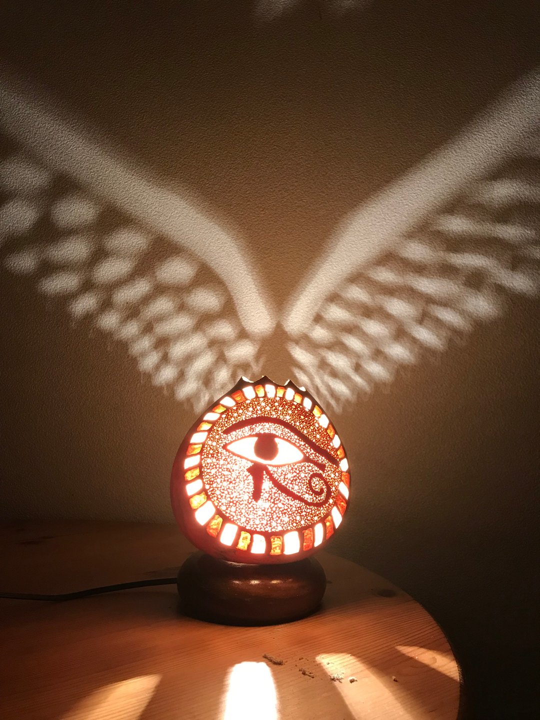 Gourd lamp eye and wing motif of Horus - 灯具/灯饰 - 其他材质 橘色