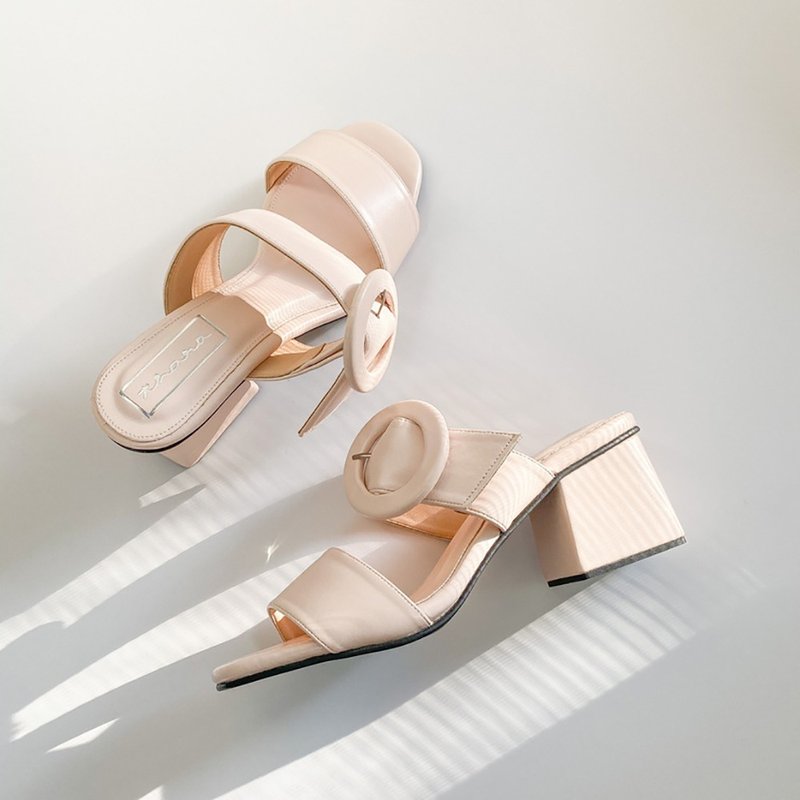 Thara - Lively Sandals Shoes - Cream - 高跟鞋 - 人造皮革 卡其色