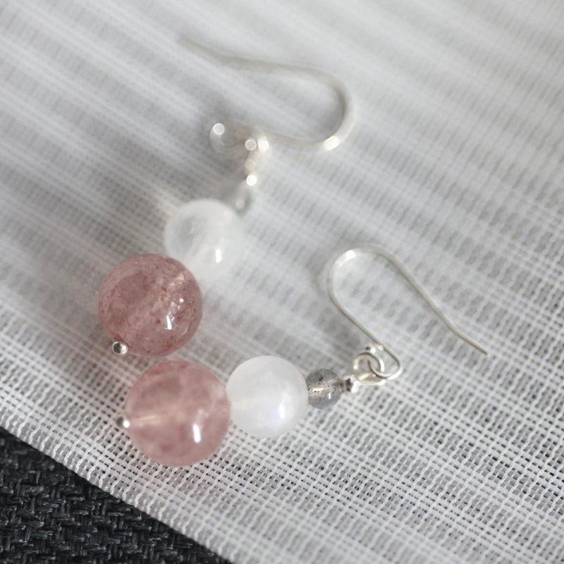 桜雪草莓晶纯银耳环 可改耳夹 - 耳环/耳夹 - 半宝石 粉红色