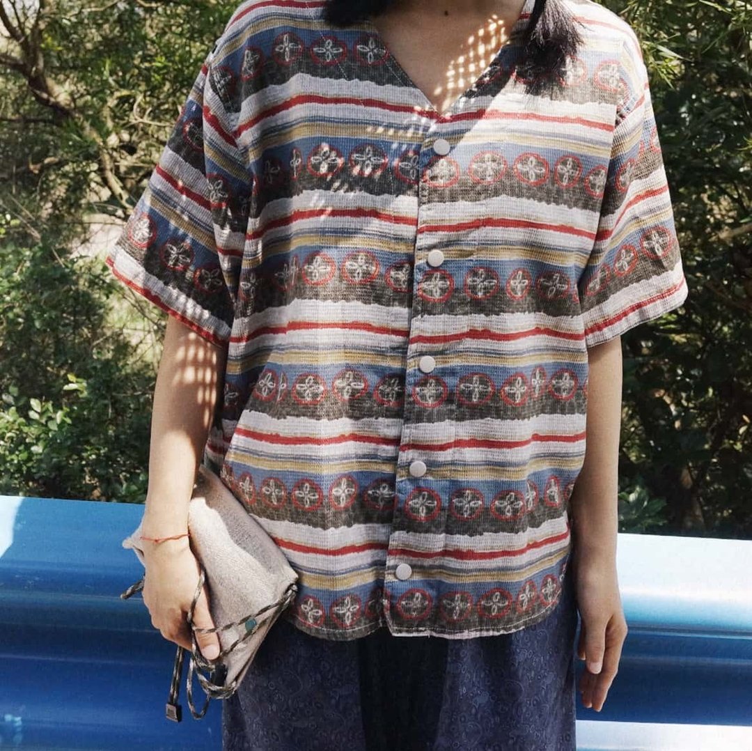 復古繽紛花朵 中性短袖襯衣 幾何橫條紋純棉 棒球服款式襯衫 - 女装衬衫 - 棉 卡其色
