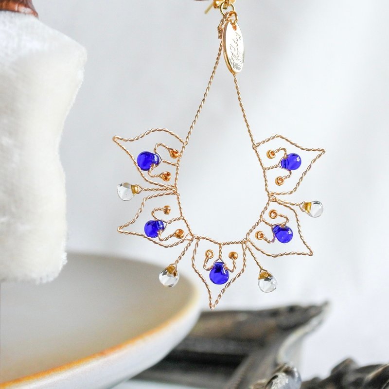 Iroka (Yoiyami) wire accessory - 耳环/耳夹 - 其他金属 金色