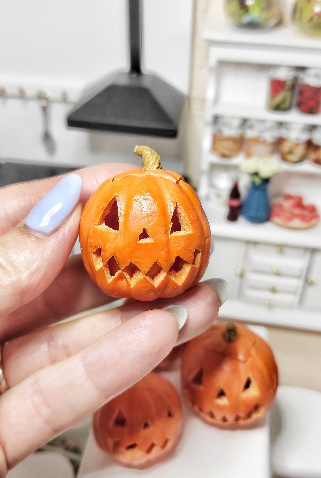 Miniature lantern, pumpkins for dolls, house decor, Halloween pumpkin, gift - 玩偶/公仔 - 粘土 