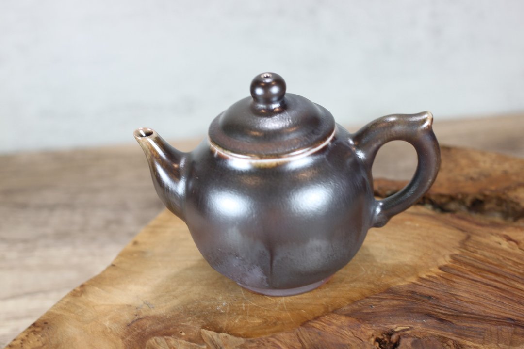 【沐春生活】240ml 天然落灰 柴烧茶壶 名家叶敏祥手作 - 茶具/茶杯 - 瓷 